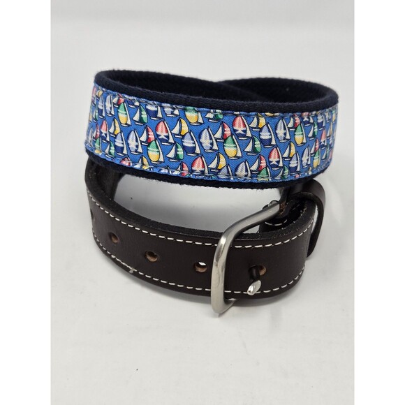 VINEYARD VINES FABRIC & LEATHER BELT KIDS YOUTH UNISEX OS SAILBOATS BLUE BROWN - Picture 1 of 12